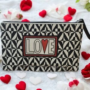 **Brighton Love Pouch Valentine's Day!